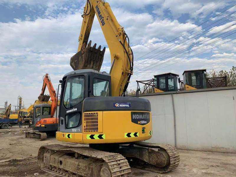 pc160lc-8 komatsu excavator