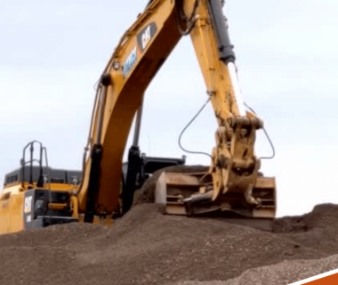 cropped-cat-excavator-hydraulic-pump.png